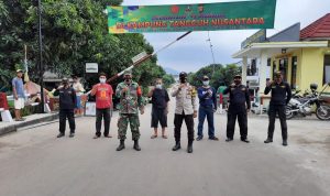 Koramil 2305/Cinangka Bersama Polsek Cinangka Melaksanakan Pengarahan Peneggakan Covid 19