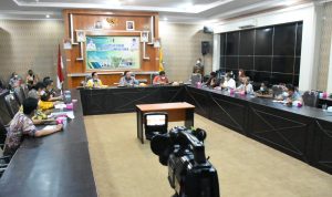 Pembahasaan Dana CSR dan Stabilkan Harga Singkong di Lamtim, Azwar Hadi Pimpin Rapat