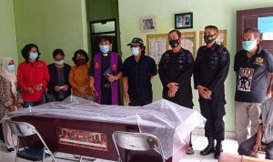 Wadanyon Brimob Parepare Fasilitasi Proses Pemakaman Warga Panti Jompo Kota Parepare