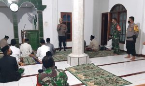TNI Polri Datangi Masjid Al-Falah Desa Rajabasa Baru