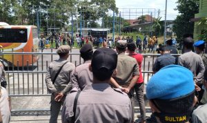 Masyarakat Mengkubung yang Tergabung Dalam AMPIPB Gelar Aksi Damai ke Gedung DPRD Babel