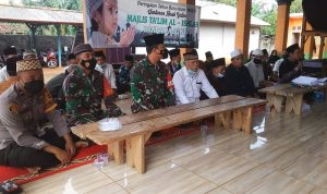 Babinsa Koramil 04/Sribhawono Hadiri Pemberian Santunan 63 Anak Yatim