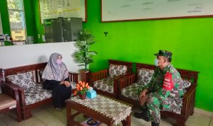 Babinsa Koramil 2303/Pulomerak Giat Komsos Bahas Mekanisme Pembelajaran di Kec, Grogol