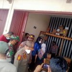 Respon Kelangkaan Minyak Goreng, Babinsa Bersama Forkopimcam Sidak Pasar