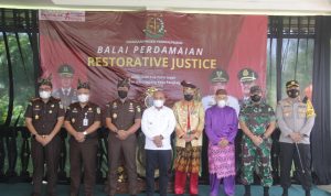Maulan Aklil Bersama Kepala Kejari Pangkalpinang Hadiri Peresmian Balai Perdamaian Justice