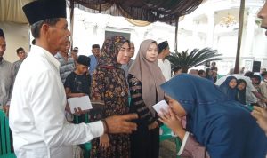 H. Toharudin Pengusaha Asal Lebak Santuni Ribuan Anak Yatim