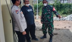 Babinsa Koramil 2303/Pulomerak Giat Komsos Pengamanan Pasca Lebaran