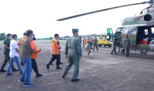 Via Helikopter, Gubernur Pantau Pencarian KM Ladang Pertiwi di Perairan Pangkep