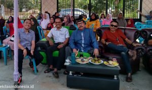 Anak Gadis Raih Prestasi Membanggakan Ketua DPC AJOI Lamtim Gelar Tasyakuran