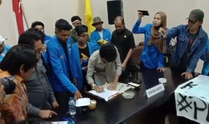 PMII Tolak Kenaikan Harga BBM, Fraksi Golkar Pasangkayu Sepakat