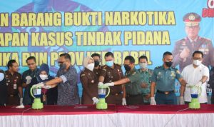 Kasilog Karem 045/Gaya Jaya Kolonel Inf Muh Musafag Hadiri Pemusnahan BB Narkotika di BNNP Babel