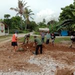 Babinsa Koramil 2304/Anyar, Giat Karbak Pembangunan Lapangan Volly Ball