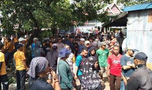 Warga Jeneponto Histeris Menangis Dilokasi Lihat Rumahnya Ikut Dieksekusi
