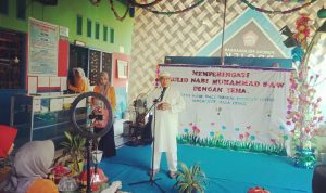 Yatba Takalar bersama Mahasiswa KKN UNM Peringati Hari Maulid Nabi Muhammad S.A.W,