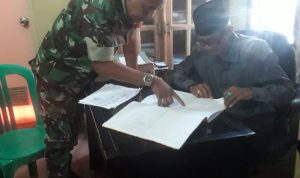 Babinsa Koramil 2304/Anyar, Puan Ter Kegiatan Pendataan Warga Yang Stunting