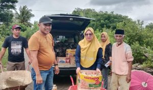 Asri buddin S. Sos Tancap Gas Salurkan Bantuan pada Warga Korban Banjir