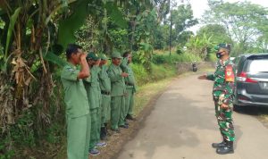 Babinsa Koramil 2303/Pulomerak Bintahwil Terkait Kegiatan Wawasan Kebangsaan