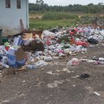Miris! Limbah Sampah RSUD Basel Berserakan, Tolong Persiapkan Kontainer Sampah!!