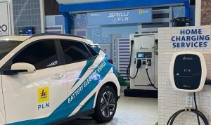 *_Nge-charge_ Mobil Listrik di Rumah Lebih Hemat, Ada Promo Sambung Listrik dari PLN