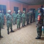 Persiapan Lomba Desa, Babinsa Tak Kenal Lelah Latih Linmas