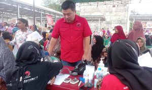 Gandeng Yayasan Rudi Center, DPC PDIP Basel Berikan Pelayanan Kesehatan Gratis ke Masyarakat Toboali