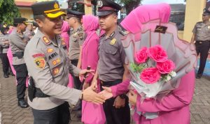 Mengawali Tahun 2023,Polres Maros Naikkan Pangkat Puluhan Personilnya