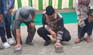 Walikota Cilegon Melaksanakan Peletakan Batu Pertama Jalan Damay Raya Gedong Cilegon Damai