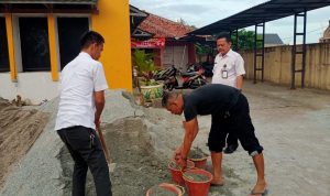 Camat Sofan Ajak Para Staf Untuk Selalu Budayakan Gotong Royong