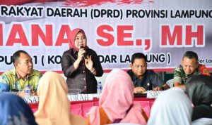 Kostiana Anggota DPRD Prov Lampung Berikan Edukasi kepada Masyarakat Tentang Hukum di Teluk Betung Timur