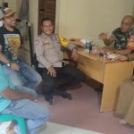 Babinsa Koramil 2304/Anyar, Giat Komsos Membahas Tentang Penghijauan