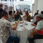 Babinsa Koramil 2304/Anyar, Giat Komsos Membahas Tentang Toleransi Beragama