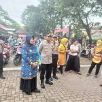 Kapolres Metro Tinjau Kegiatan Penetrasi Pasar di Halaman Pasar Margorejo