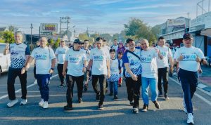 Wali Kota Molen Tempuh Jarak 3,2 Km Jalan Sehat bersama Ribuan Warga Peringati 25 Tahun BUMN