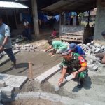 Babinsa Koramil 2304/Anyar, Giat Karbak Pemasangan Paving Blok