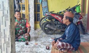 Babinsa Koramil 2304/Anyar, Giat Komsos Membahas Tentang Bahaya Narkoba