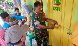 Babinsa Koramil Way Jepara Hadiri Penyerahan Kunci Bedah Rumah KSPL