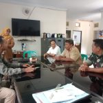 Babinsa Koramil 2303/Pulomerak, Komsos Terkait Menjaga Kesehatan Masyarakat