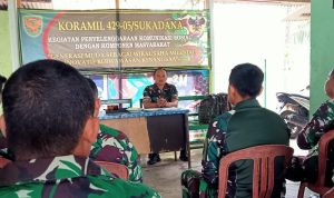 Sebagai Sarana Pengawasan, Danramil 05/Sukadana Berikan Jam Komandan