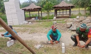 Babinsa Koramil 2304/Anyer, Giat Karbak Perakitan Besi Rumah
