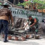Babinsa Koramil 2302/Bojonegara, Giat Karbak Pembangunan Rumah Masyarakat