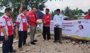 Rudy Syawal Sugiarto Serahkan Bantuan Donasi pada Warga Terkena Dampak Bencana Gempa di Cianjur