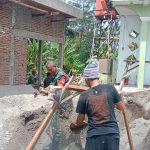 Babinsa Koramil 2303/Pulomerak, Karbak Pengecoran Renovasi Mushola