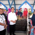 Presiden Jokowi dan Ibu Negara Berkunjung ke Stand Pameran Dekranasda, Sitti Maryam : Jadi Spirit Kembalikan Kejayaan Sutera