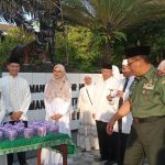 Dandim 0623/Cilegon Mendampingi Danrem 064/MY Membagikan Takjil sekaligus Santunan Anak Yatim-Piatu