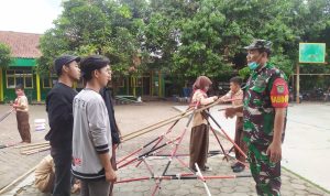 Babinsa Koramil 2301/Cilegon Bintahwil Memberikan Materi Wawasan Kebangsaan