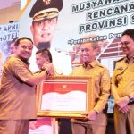 Selamat! Pemkab Wajo Raih Penghargaan Kabupaten Yang Berkomitmen Melakukan Intervensi dan Kolaboratif Dalam Pencegahan Perkawinan Anak