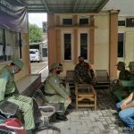 Babinsa Koramil 2307/Ciwandan, Komsos Membahas Tentang Pembangunan Poskamling
