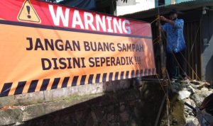 Awas… Kedapatan Buang Sampah di Pasar Pagi Pangkalpinang Bisa Didenda 5 Juta Rupiah
