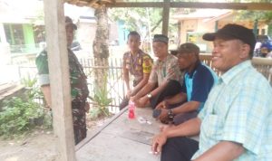 Babinsa Koramil 2304/Anyar, Giat Komsos Membahas Tentang Toleransi Beragama
