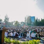 Usai Sholat Idul Fitri 1444 H, Molen Mengajak Jamaah untuk Bertamu ke Rumah Dinas Wali Kota Pangkalpinang